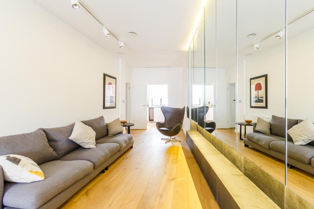 Cockspur Street, 3 Bedrooms London Exterior photo