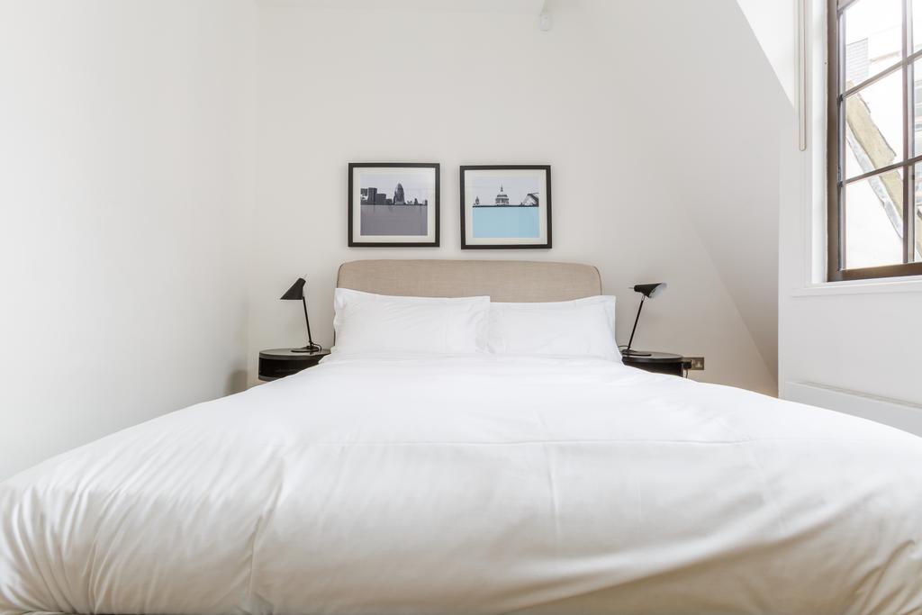 Cockspur Street, 3 Bedrooms London Exterior photo